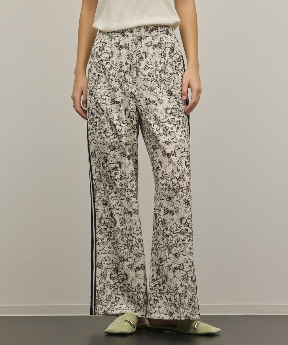GRACE CONTINENTAL モノトーンフラワープリントパンツ 