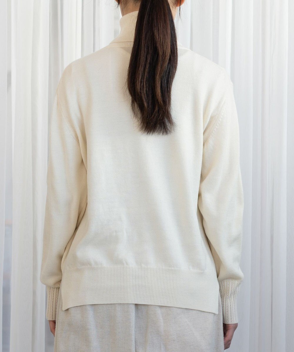 muuc エクストラファインメリノ・ベーシックタートルネックプルオーバー 