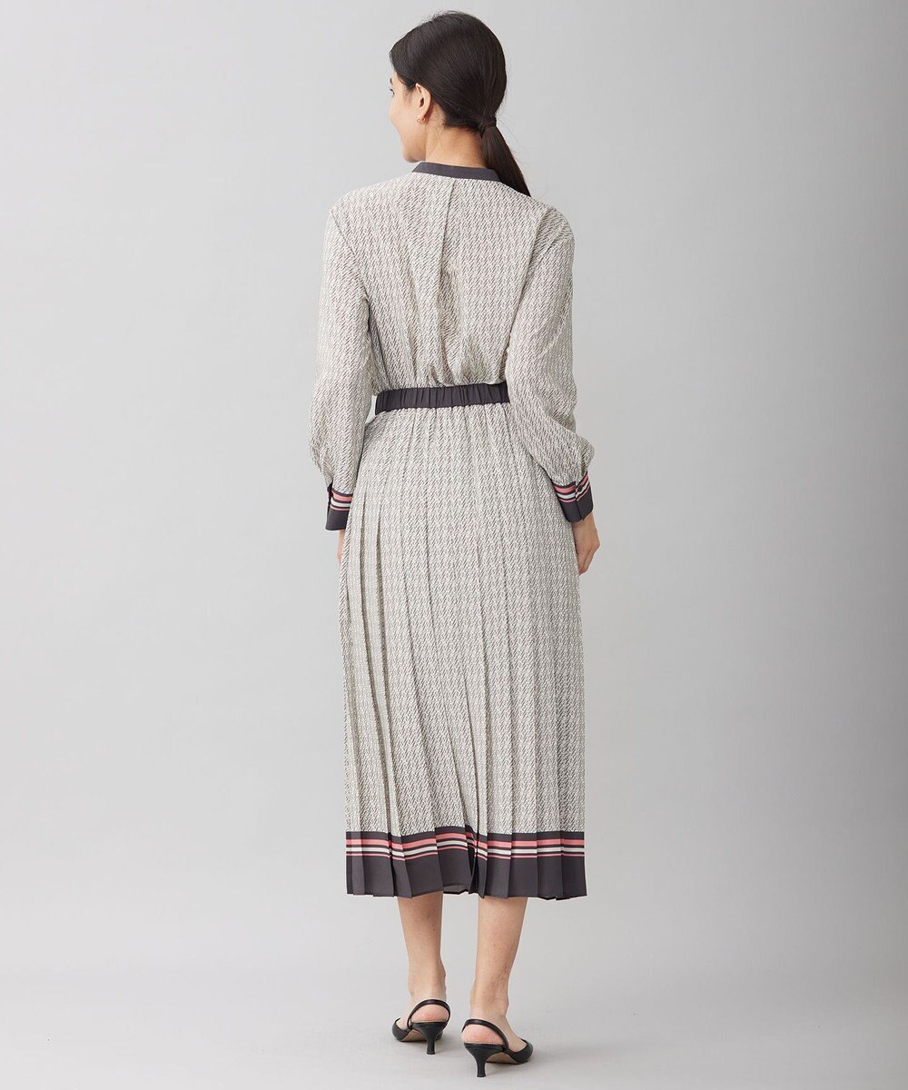 自由区 【セットアップ対応・洗える】モノグラムプリント ブラウス 