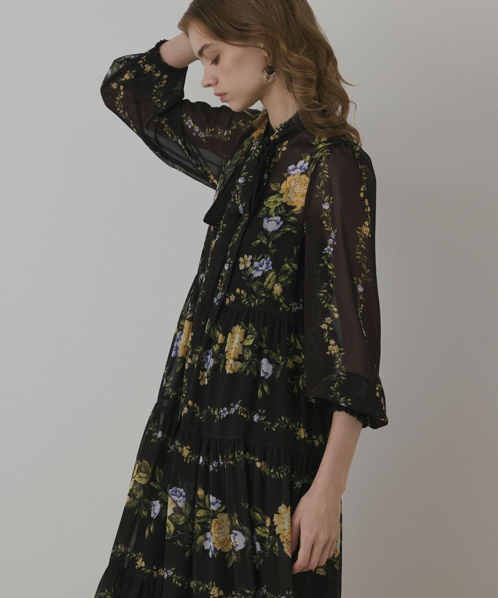 GRACE CONTINENTAL フラワープリントティアードワンピース 