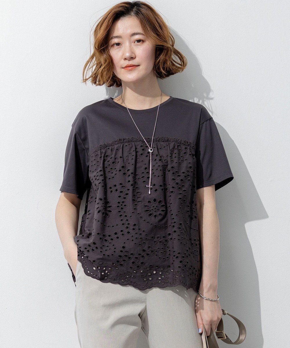 23区 【先行予約】カットワークエンブロイダリー スカラップヘム トップス 