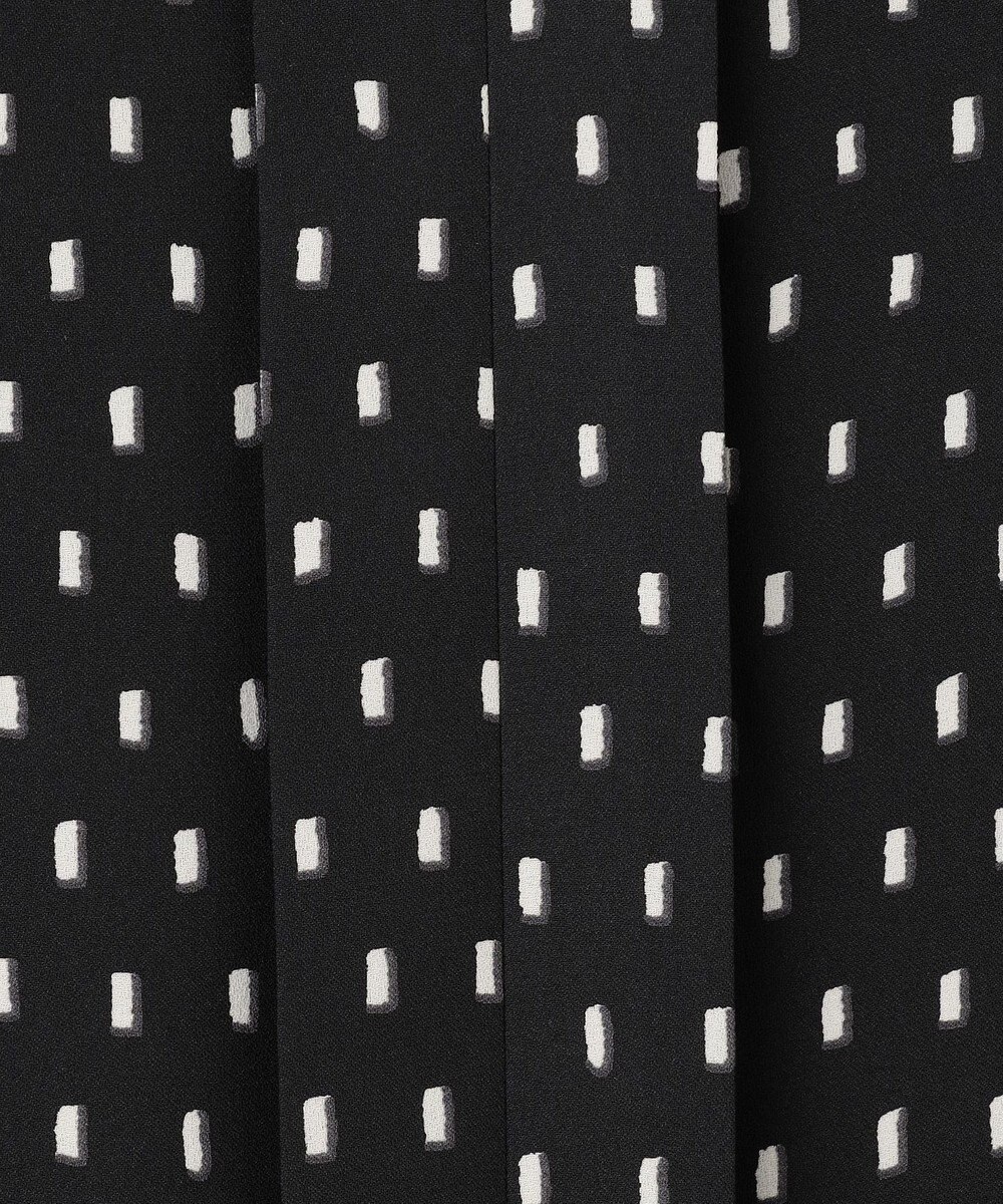 ICB L 【新色追加・WEB限定】BackSatinAmunzen キーネックブラウス 