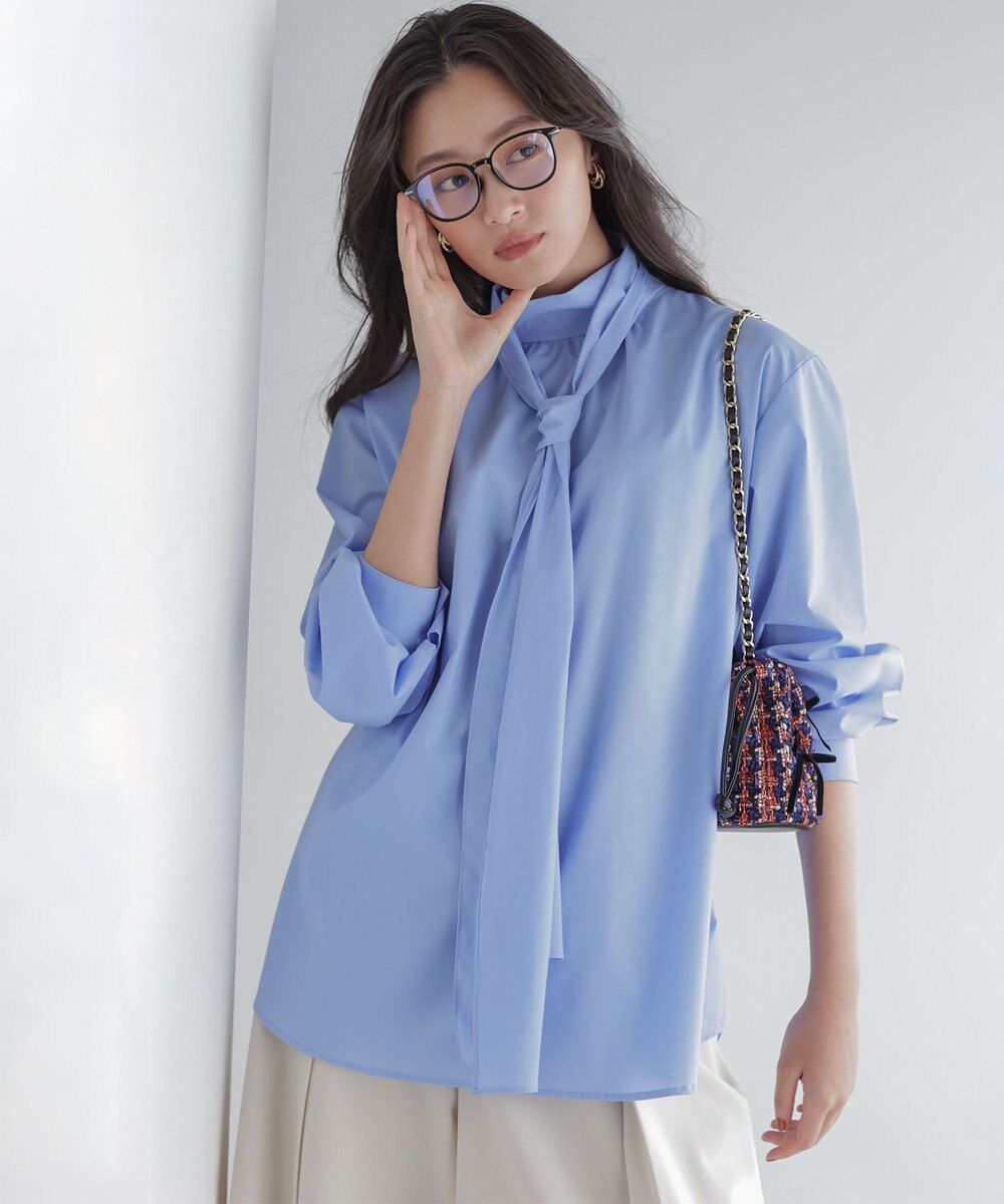 組曲 S 【加藤ローサさん着用 / 前後着用可】コットンタッチシャーティング刺繍入り ブラウス 