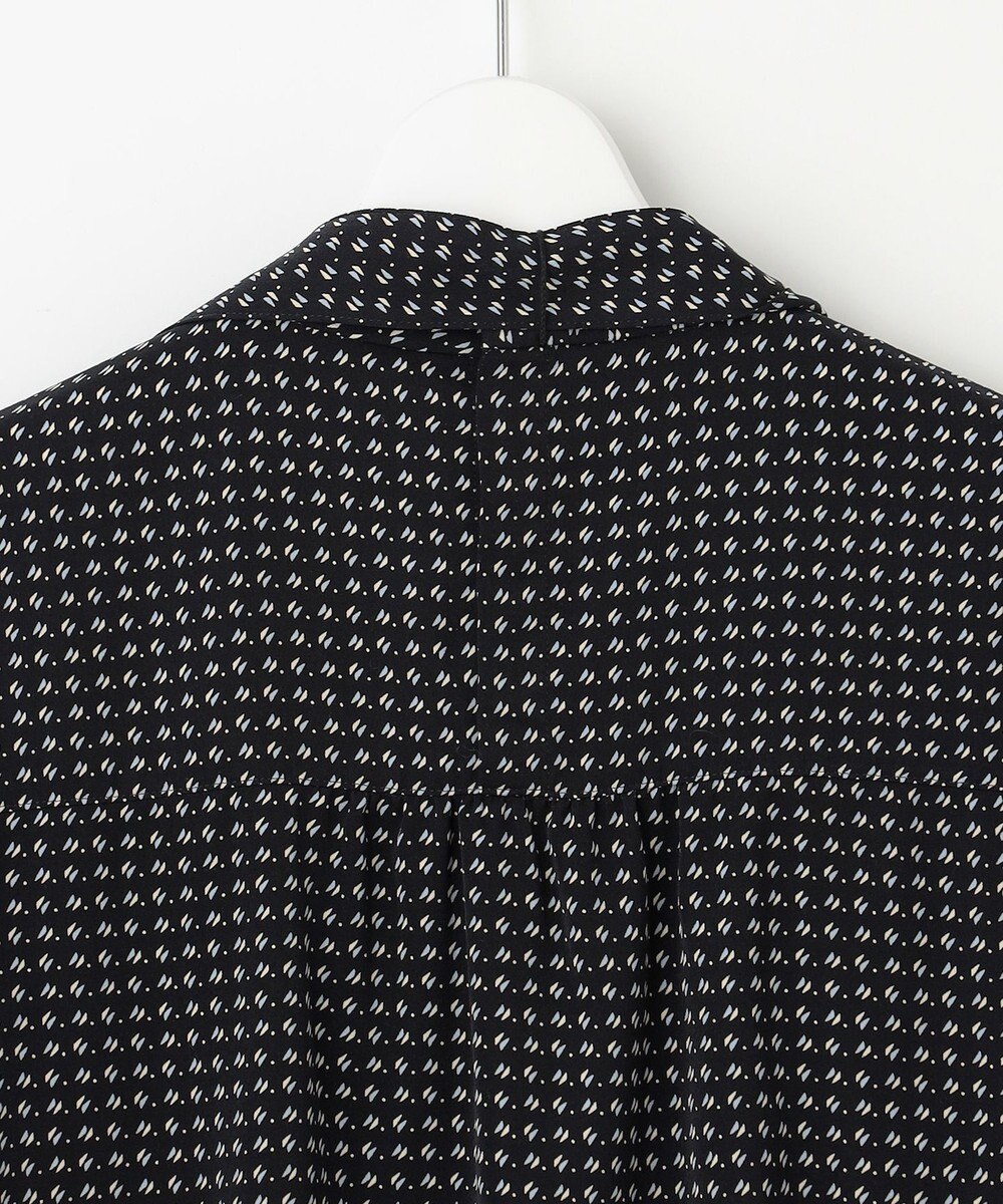 J.PRESS LADIES 【洗える】ポリエステルスエード変形ドットプリント ブラウス 