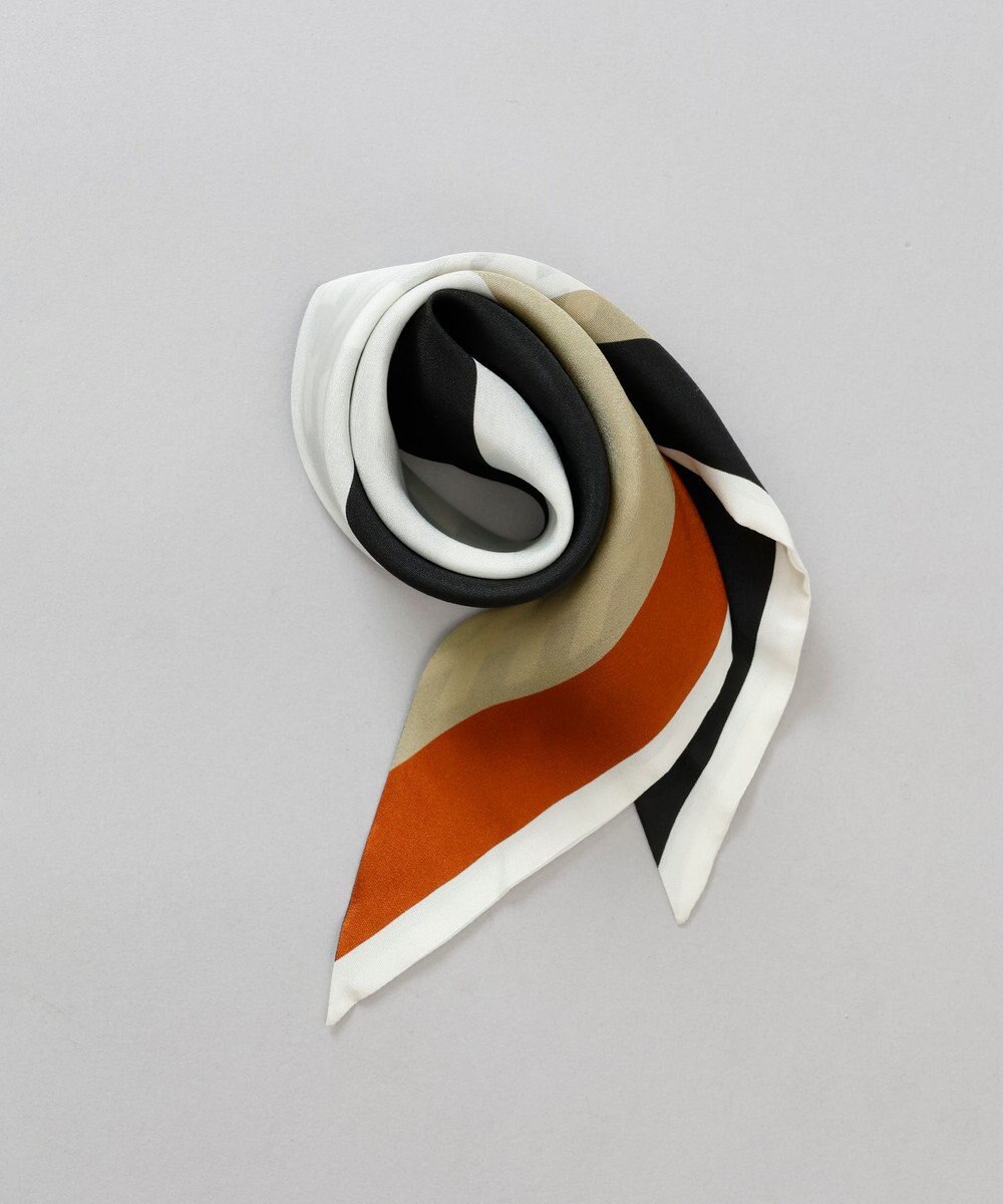 AURORA Oggi12月号掲載 Beaurance （ビューランス）シルクツイル トライアングルスカーフ(リング付き) 