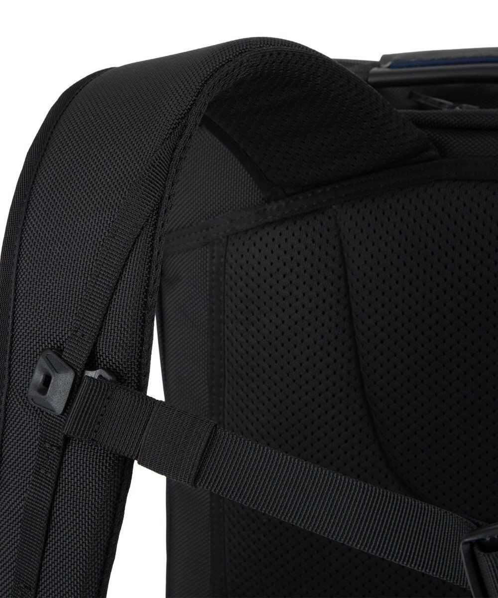 ACE BAGS & LUGGAGE ace. デヴェル ビジネスリュック  B4サイズ 15.6インチPC収納 24L 1050g 2気室 20262 エース 