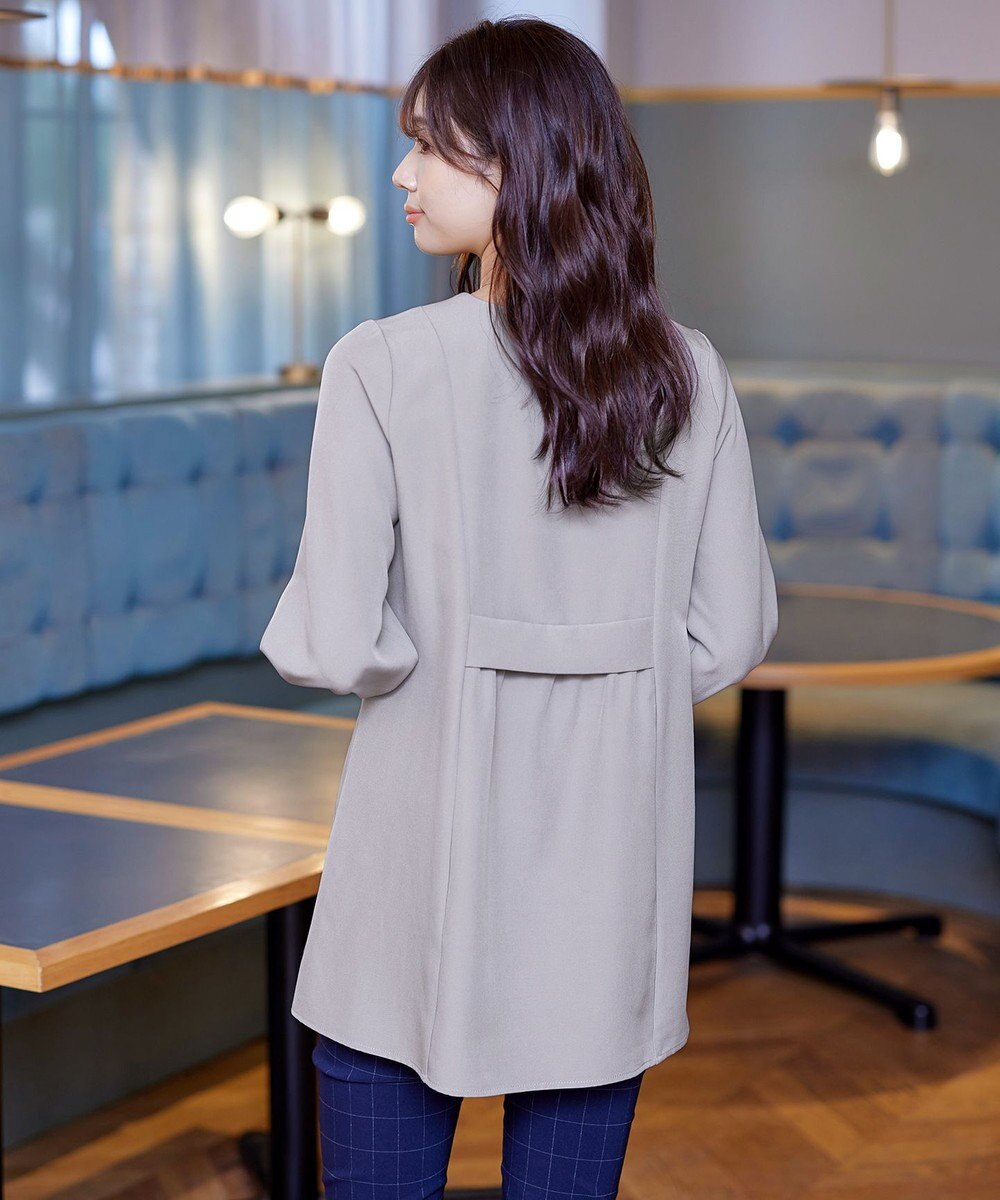 Tiaclasse 【ダブルストレッチ・洗える】バックベルトチュニックブラウス 