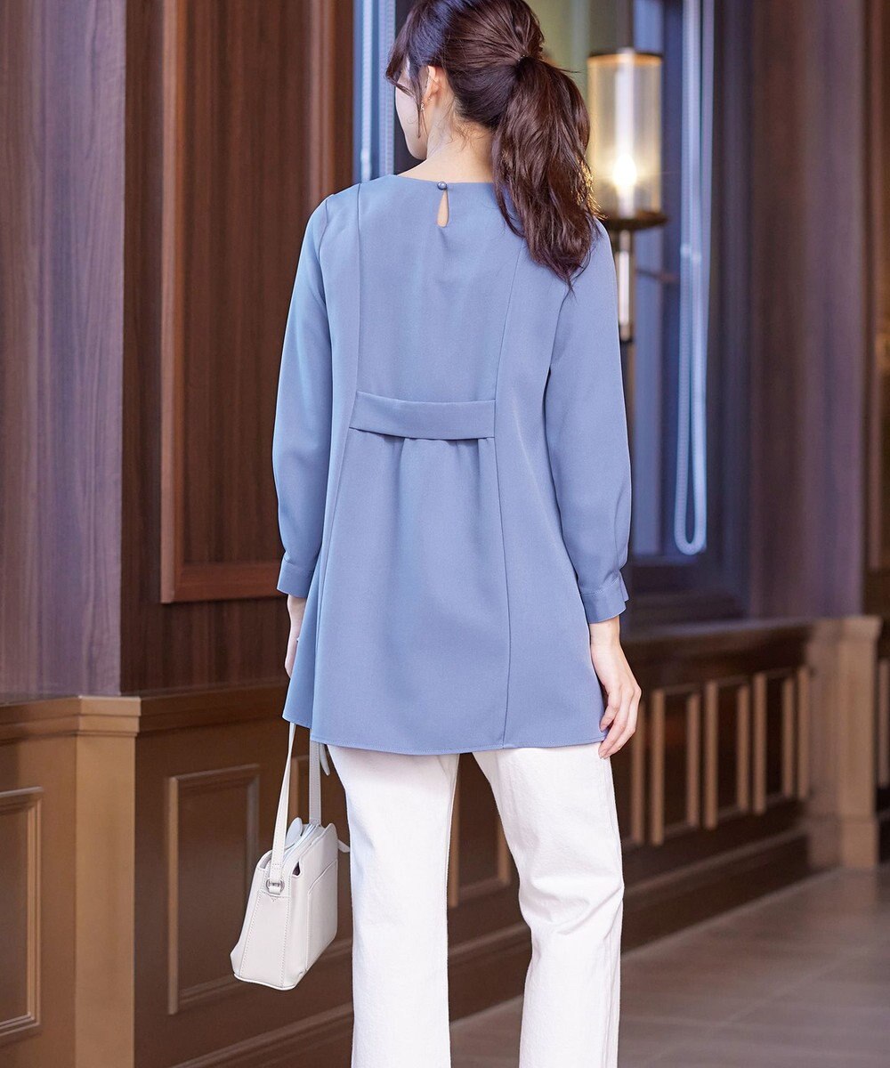 Tiaclasse 【ダブルストレッチ・洗える】バックベルトチュニックブラウス 