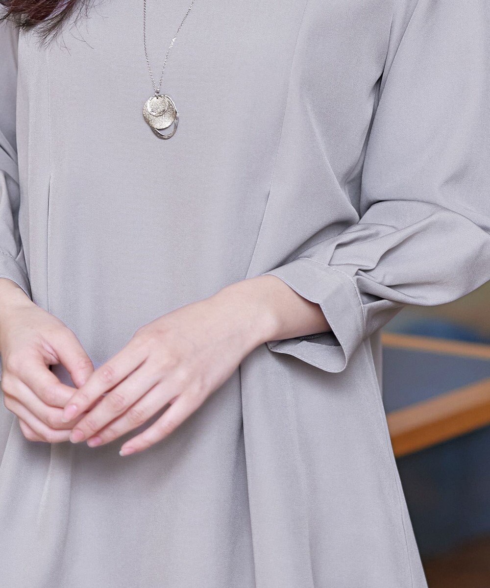 Tiaclasse 【ダブルストレッチ・洗える】バックベルトチュニックブラウス 