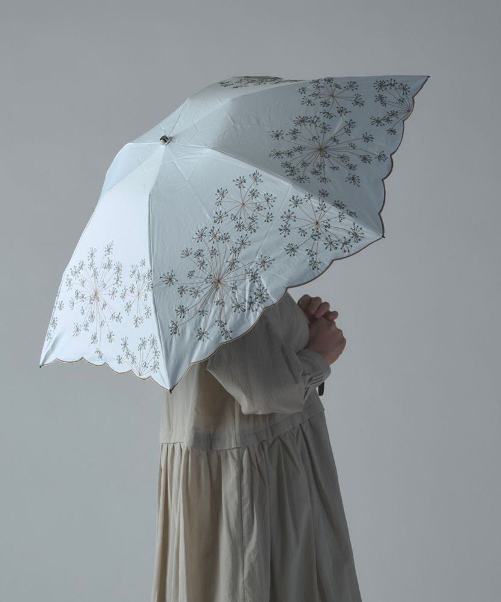 AND WOOL 〈一級遮光生地・晴雨兼用〉フェンネル刺繍の日傘 （折りたたみタイプ） 