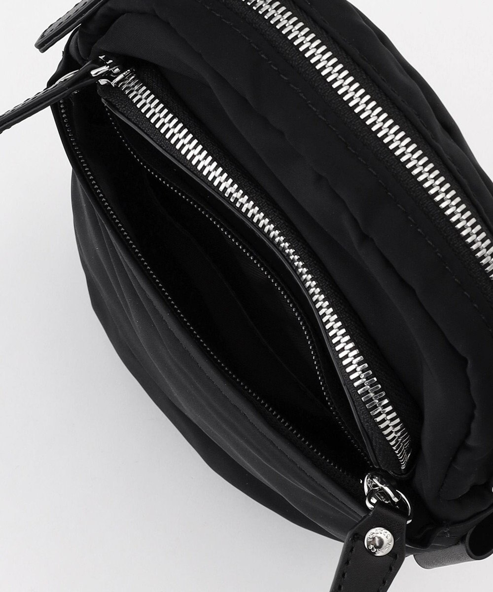 Y'SACCS ポリエステルツイル ポシェット 