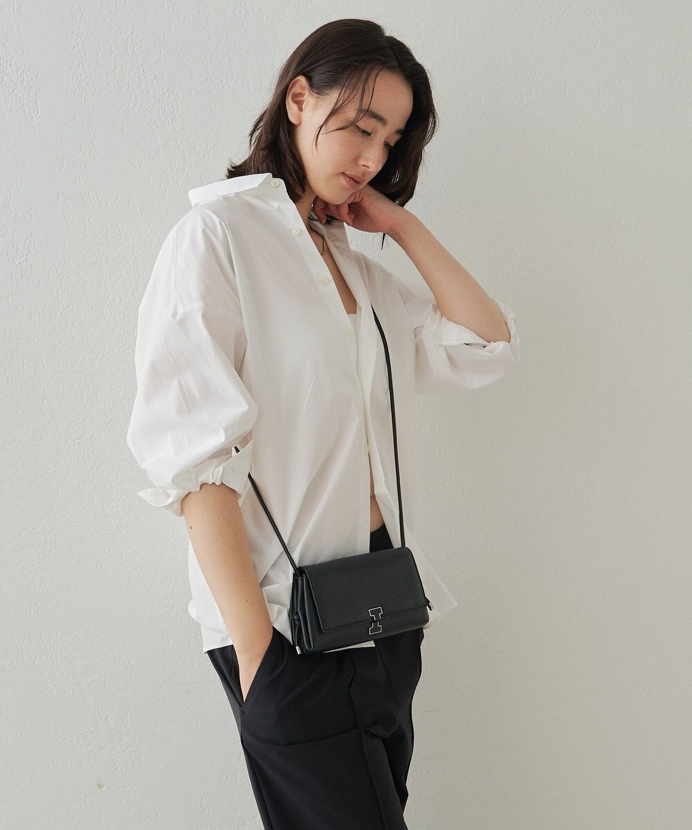 IACUCCI アバ ウォレットショルダー CERVO 