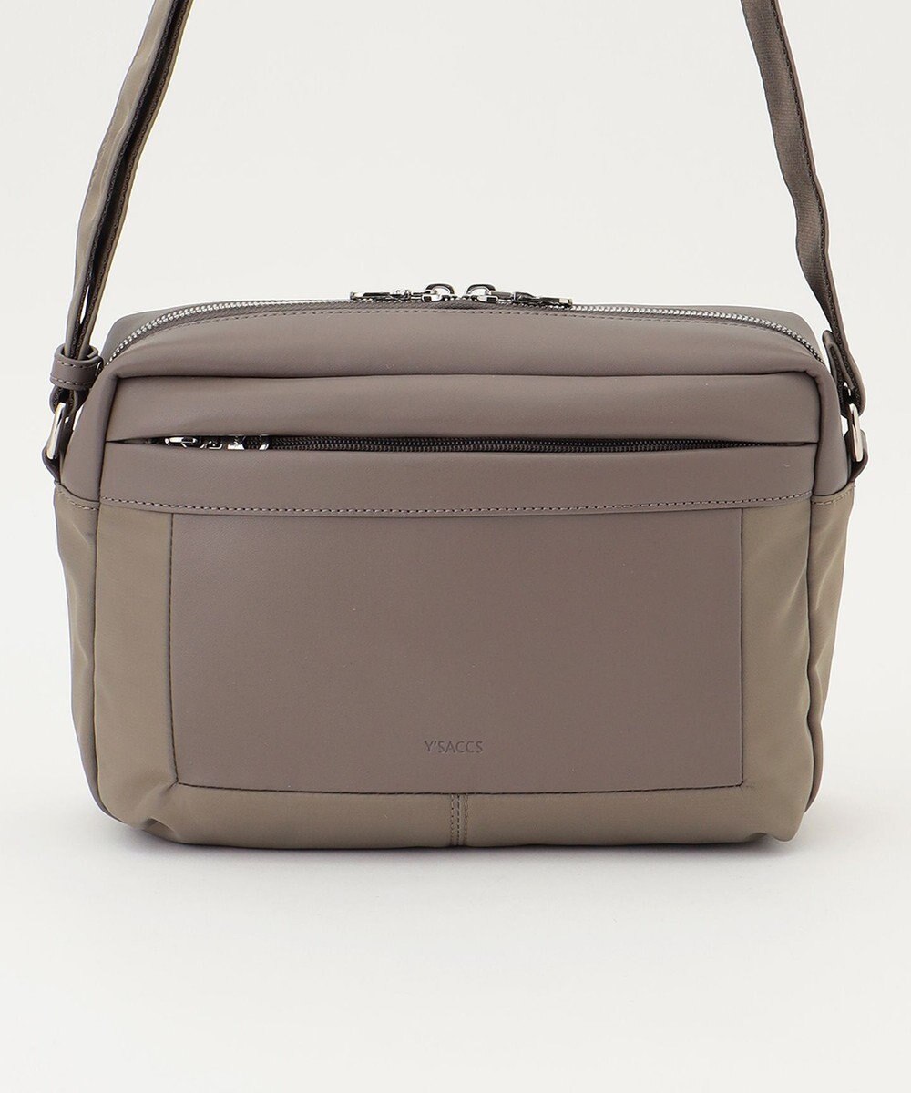 Y'SACCS ブロックモチーフショルダー 