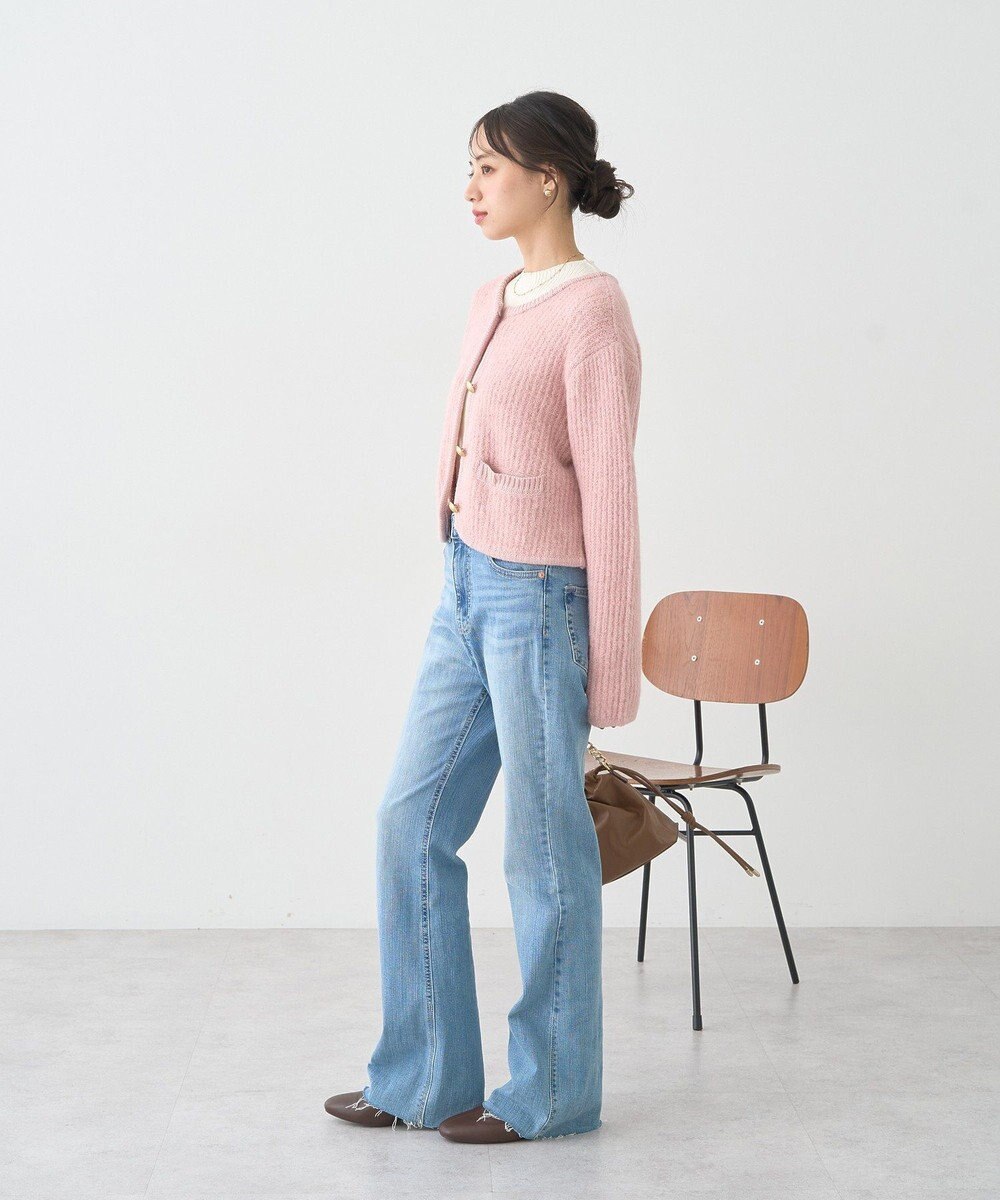 earth music&ecology 【WEB限定】ゴールド釦ショートニットカーディガン 