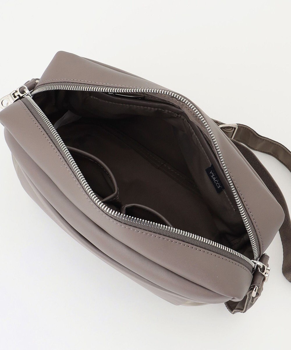 Y'SACCS ブロックモチーフショルダー 