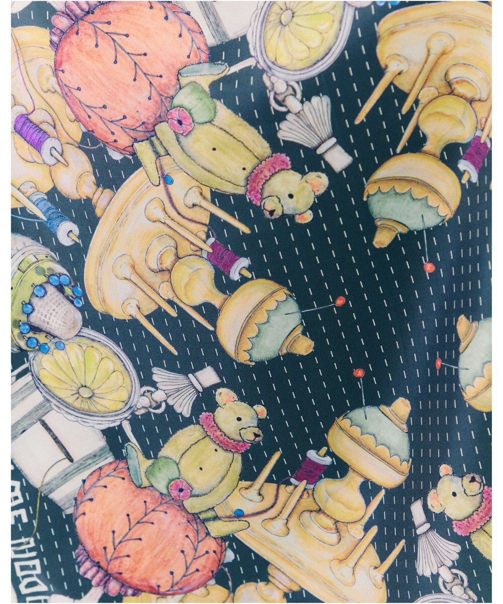 MOONBAT SWASH LONDON 大判シルクツイルスカーフ Trifle 68×68cm 日本製 