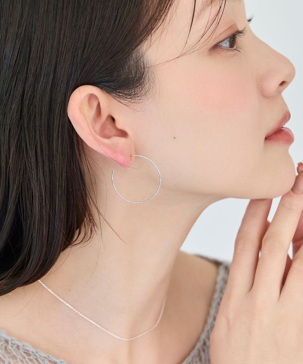 Phoebe 〈痛くないシリーズ〉ファセットスリムフープライトフィットイヤリング　シルバー 