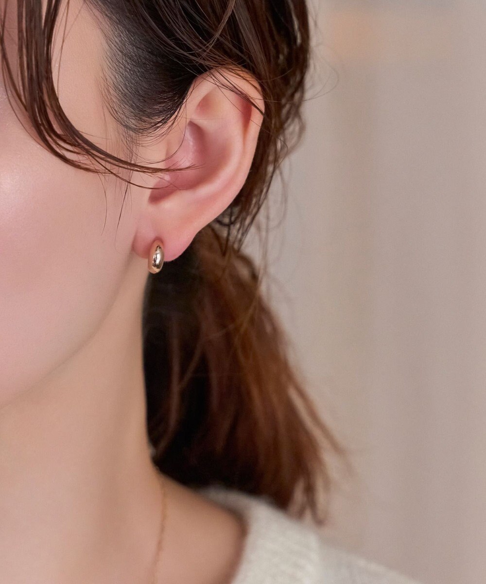 Phoebe 【金属アレルギー対応】ぷっくりフープセラミックピアス　シャンパンゴールド 