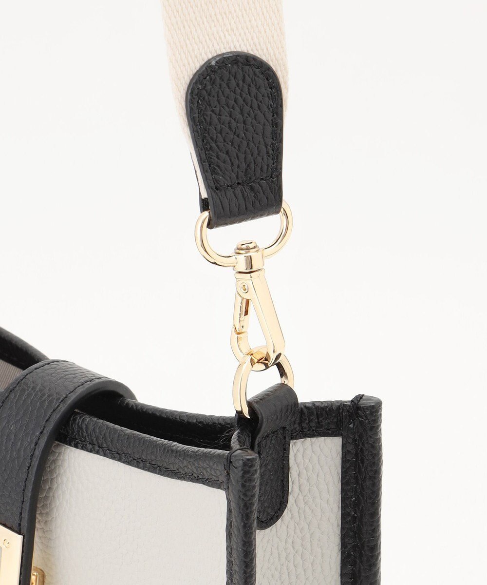 LA BAGAGERIE スクエアレザーミニショルダーバッグ 