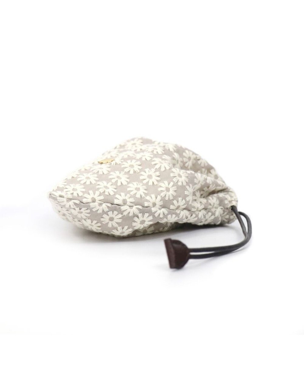 Regalo Felice 【花の刺繍 / セットで持っても可愛い】ポーチ大 / REGALO 