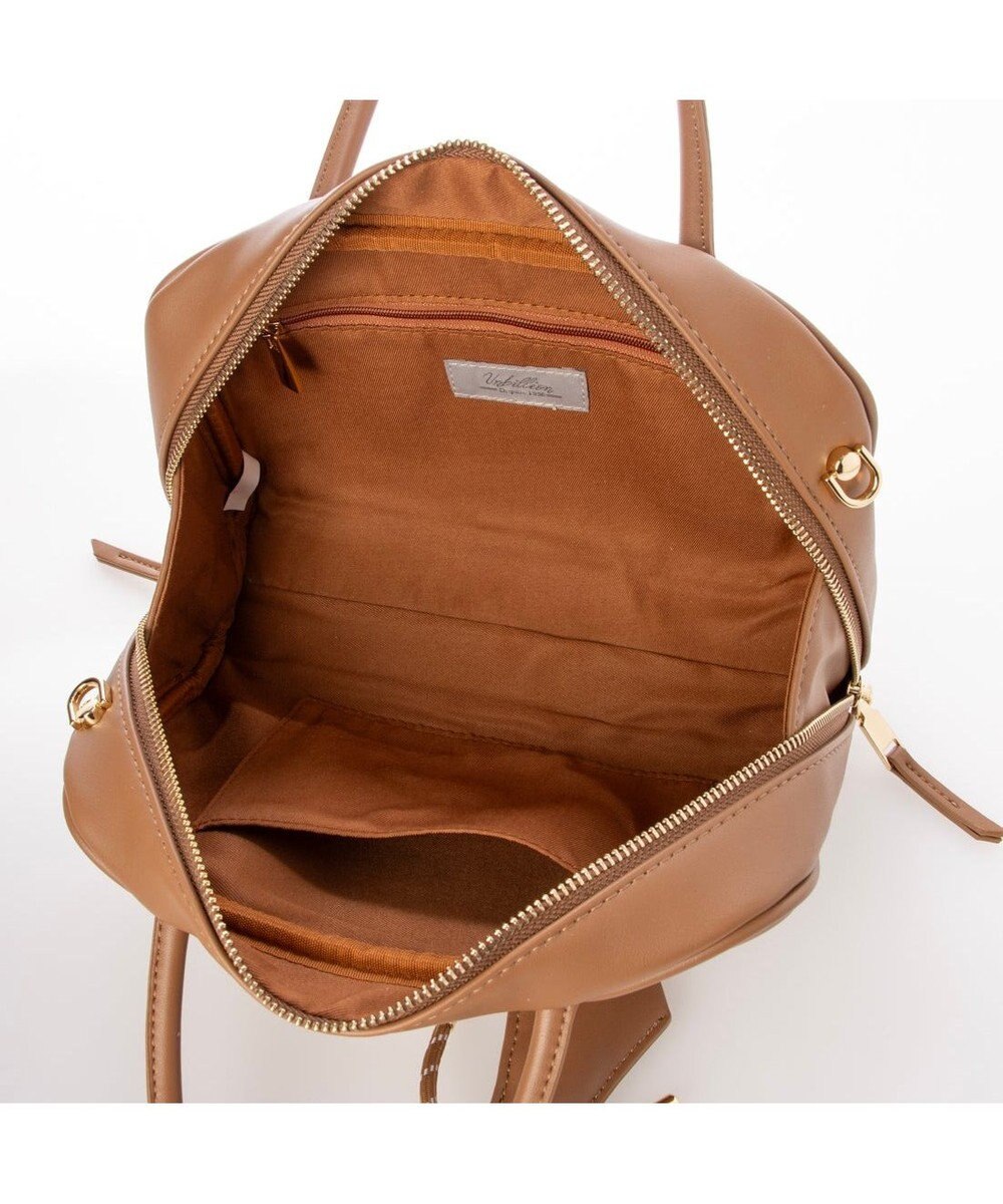 UNBILLION カシュカシュ cachecache / チャーム付横長ボストン 