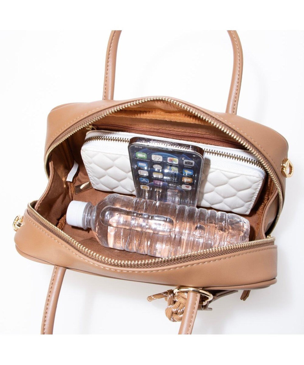 UNBILLION カシュカシュ cachecache / チャーム付横長ボストン 