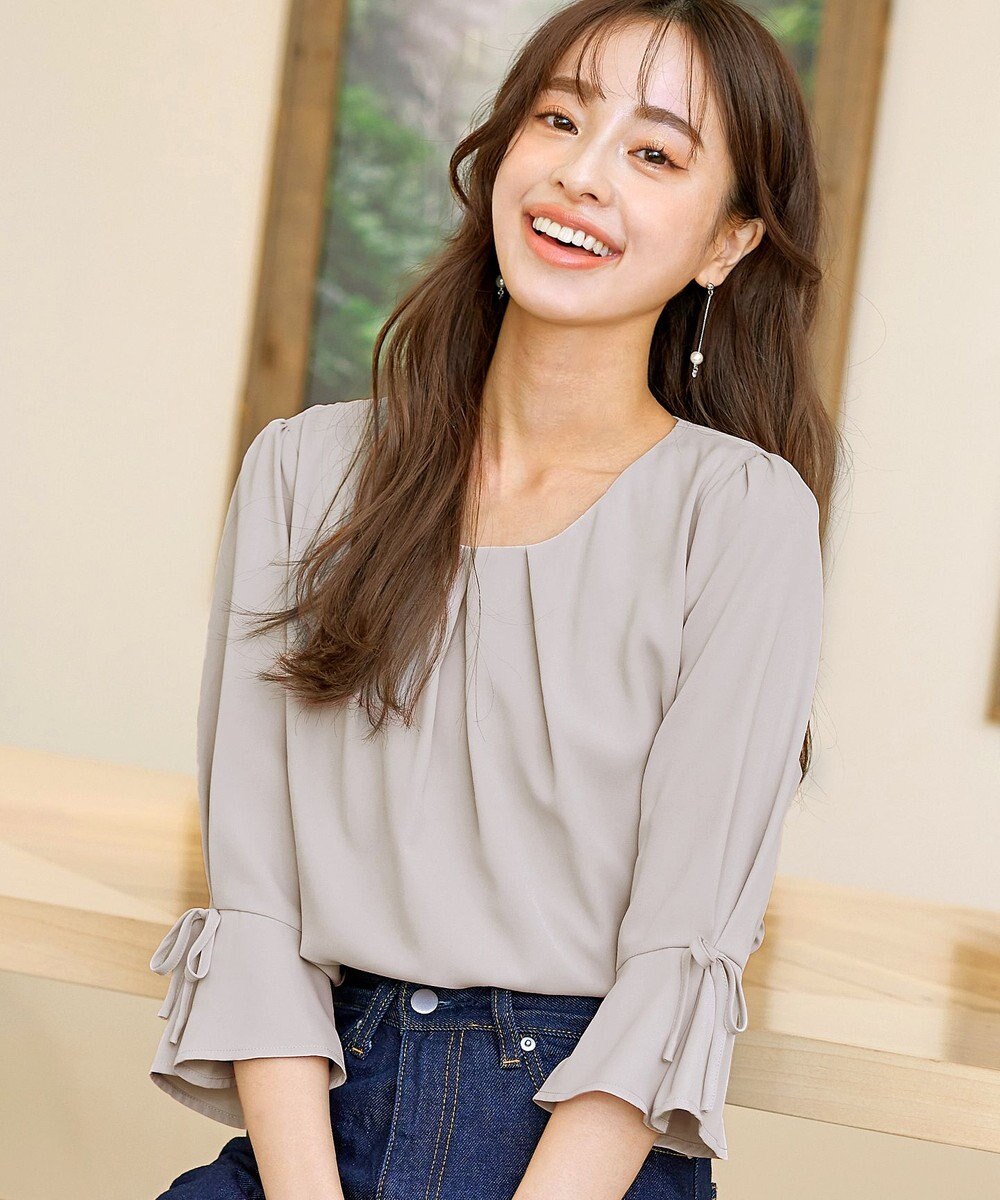 Tiaclasse 【洗える】リボン付きタックフレア袖ブラウス 