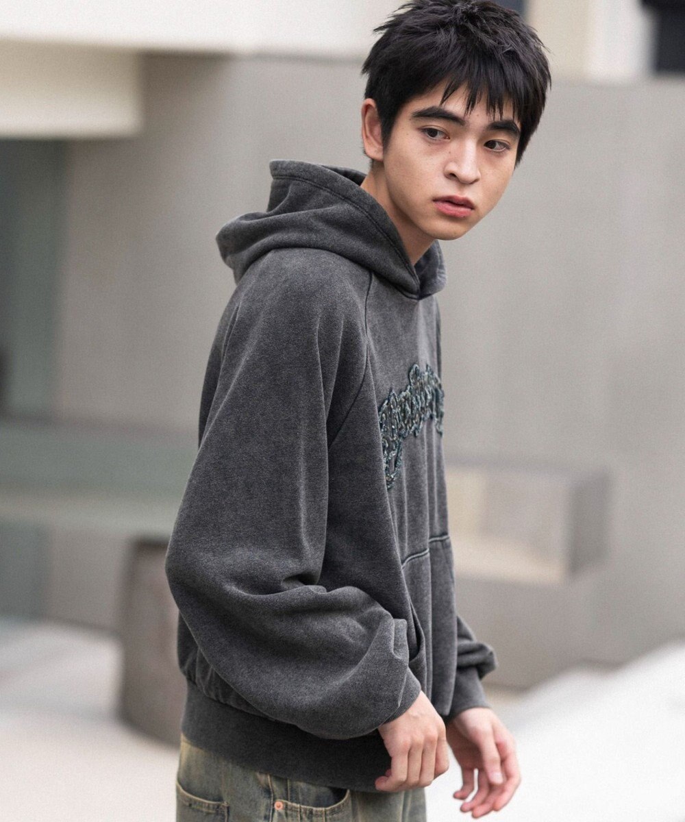 WEGO ショートグラフィックプルパーカー 