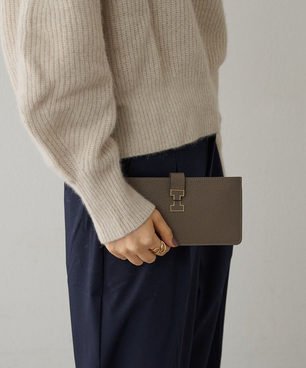 IACUCCI アバ ロングウォレット CERVO 