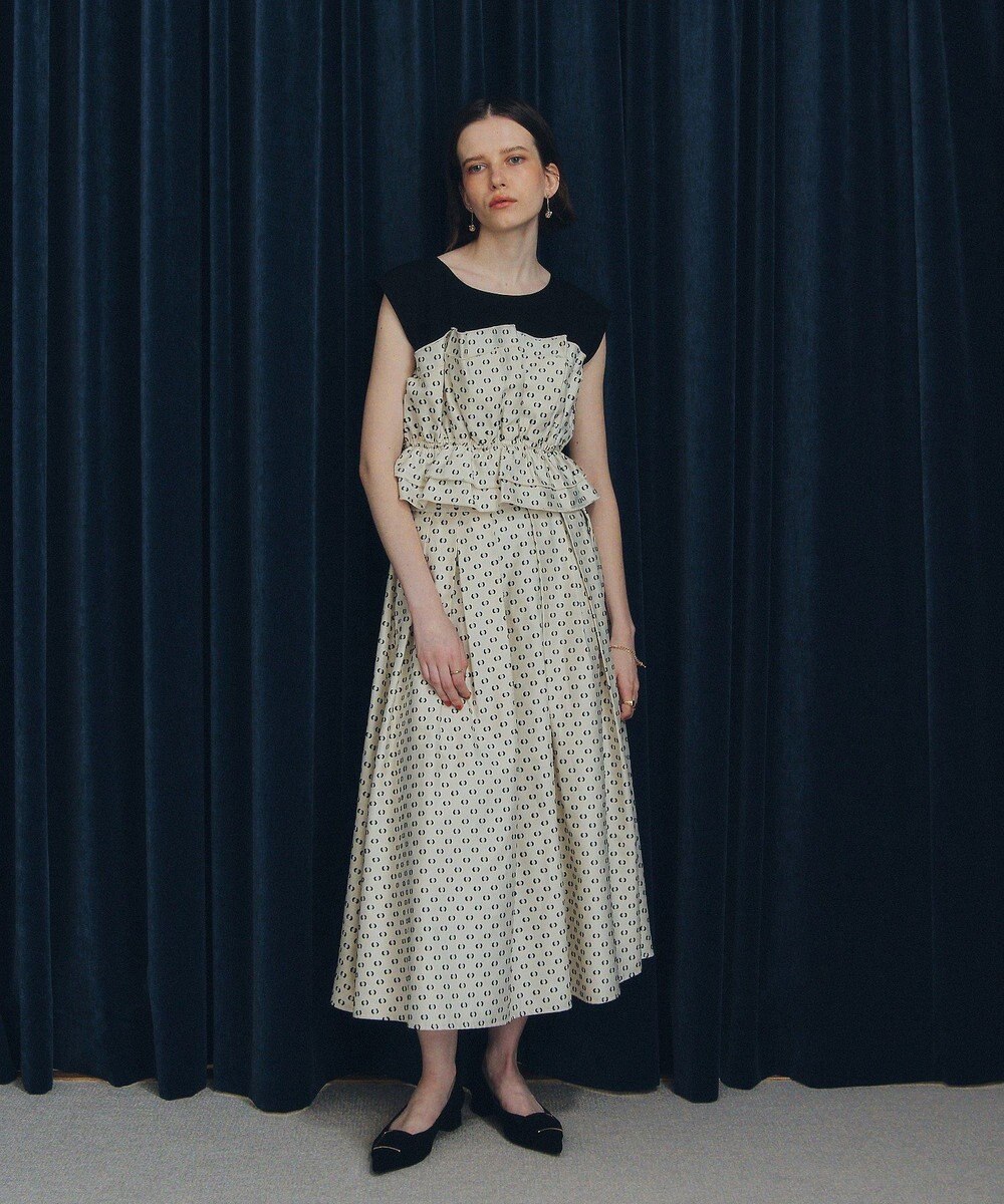 YECCA VECCA タックフレアスカート 