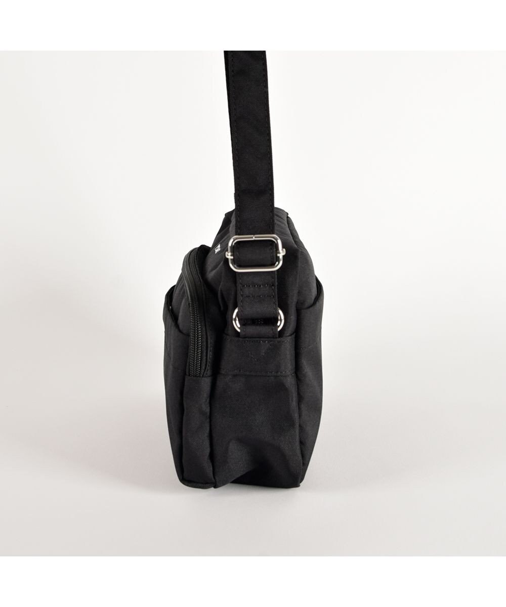 Y'SACCS サスティナブルポシェット 