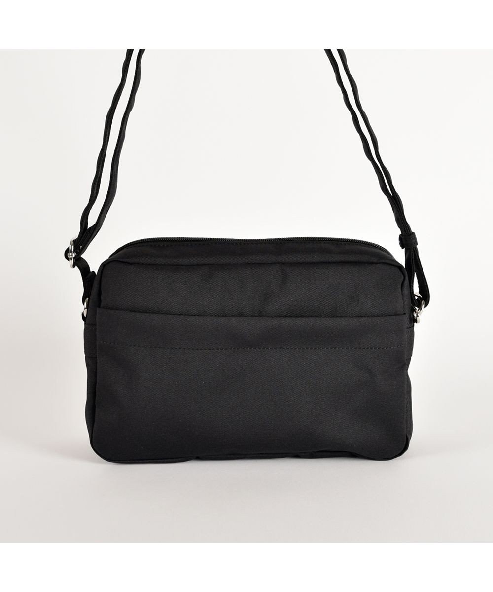 Y'SACCS サスティナブルポシェット 