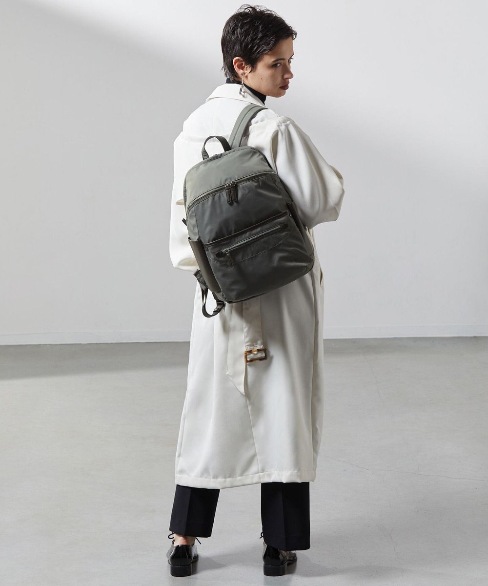 Y'SACCS 【ナイロンタフタ×リサイクルレザー】デイリーリュック 