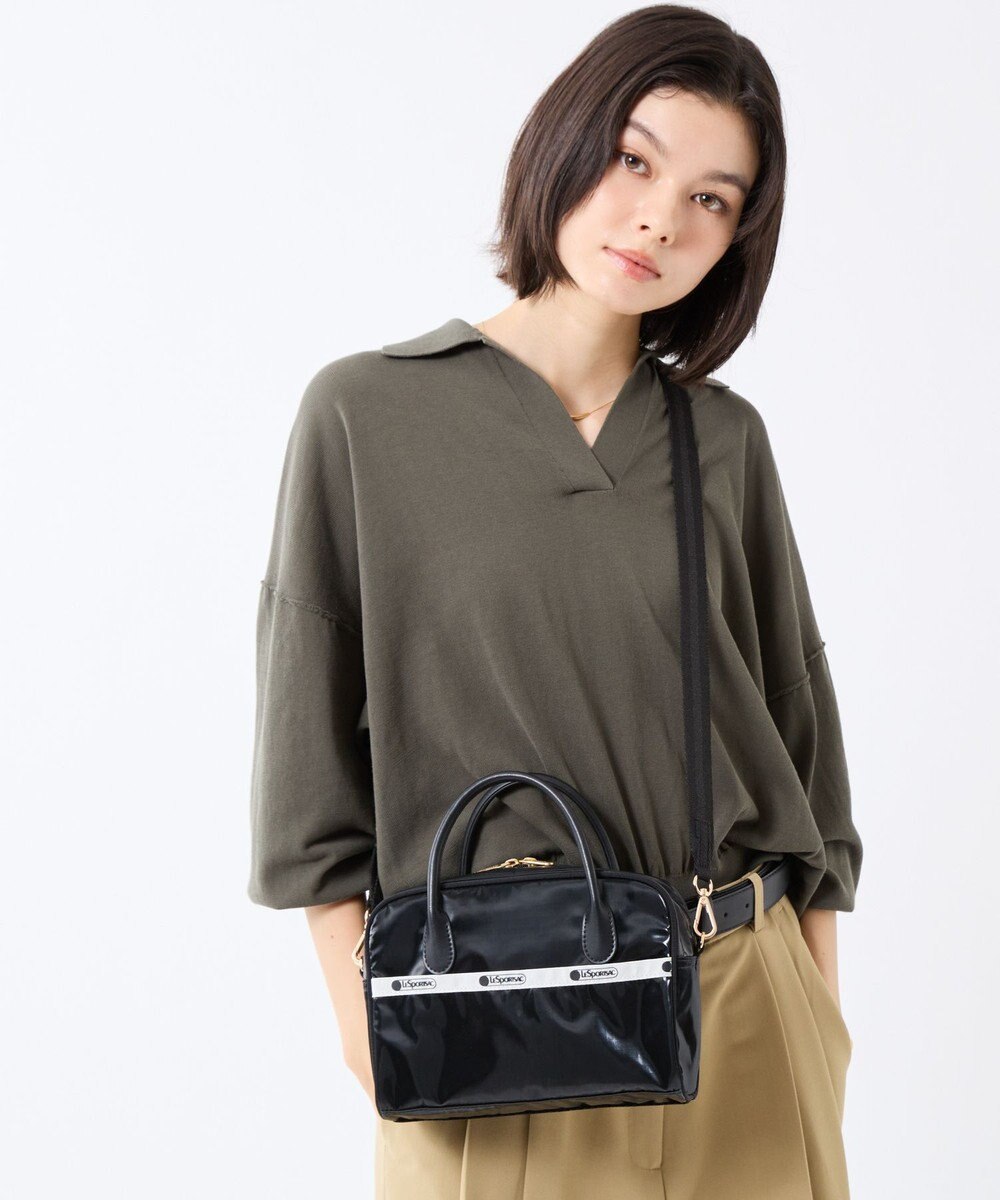 LeSportsac SQUARE TH CROSSBODY/アップタウンブラックシャイン/ブラック2 