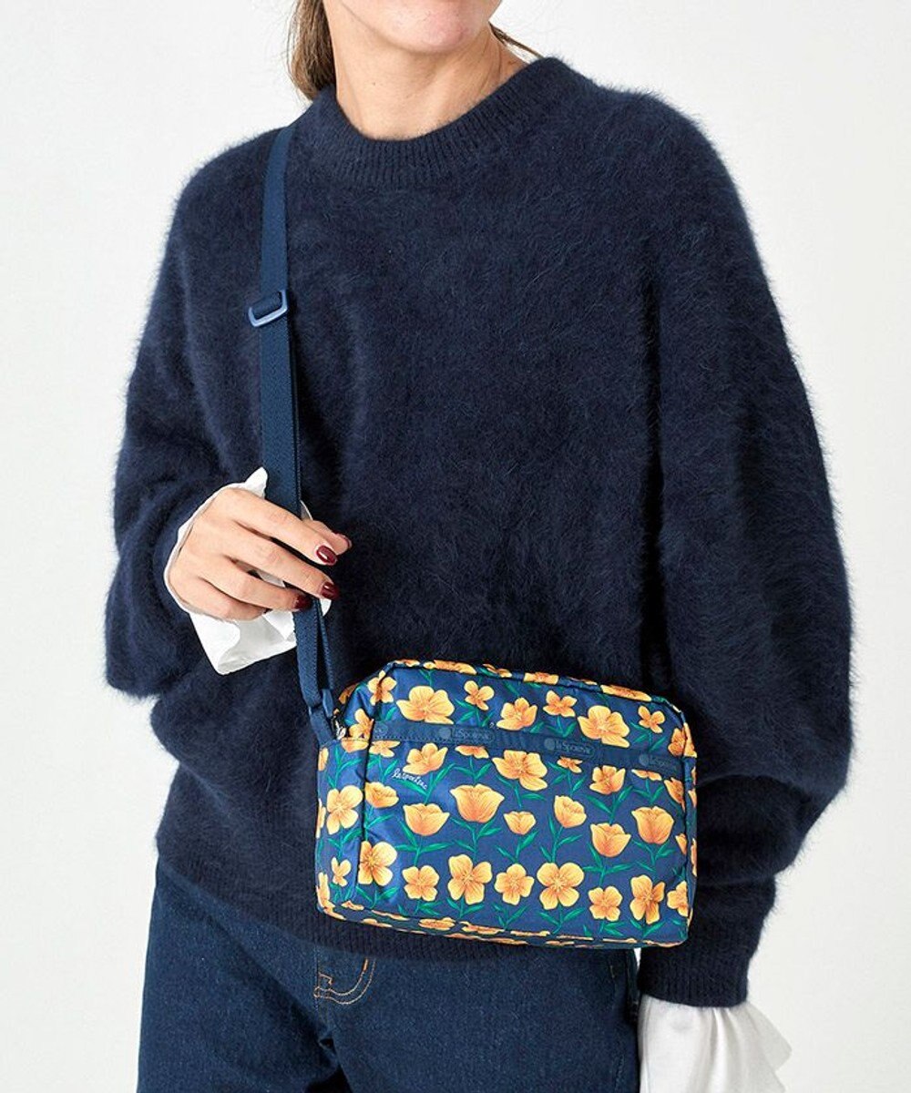 DANIELLA CROSSBODY/ブルーミングバインズ / LeSportsac