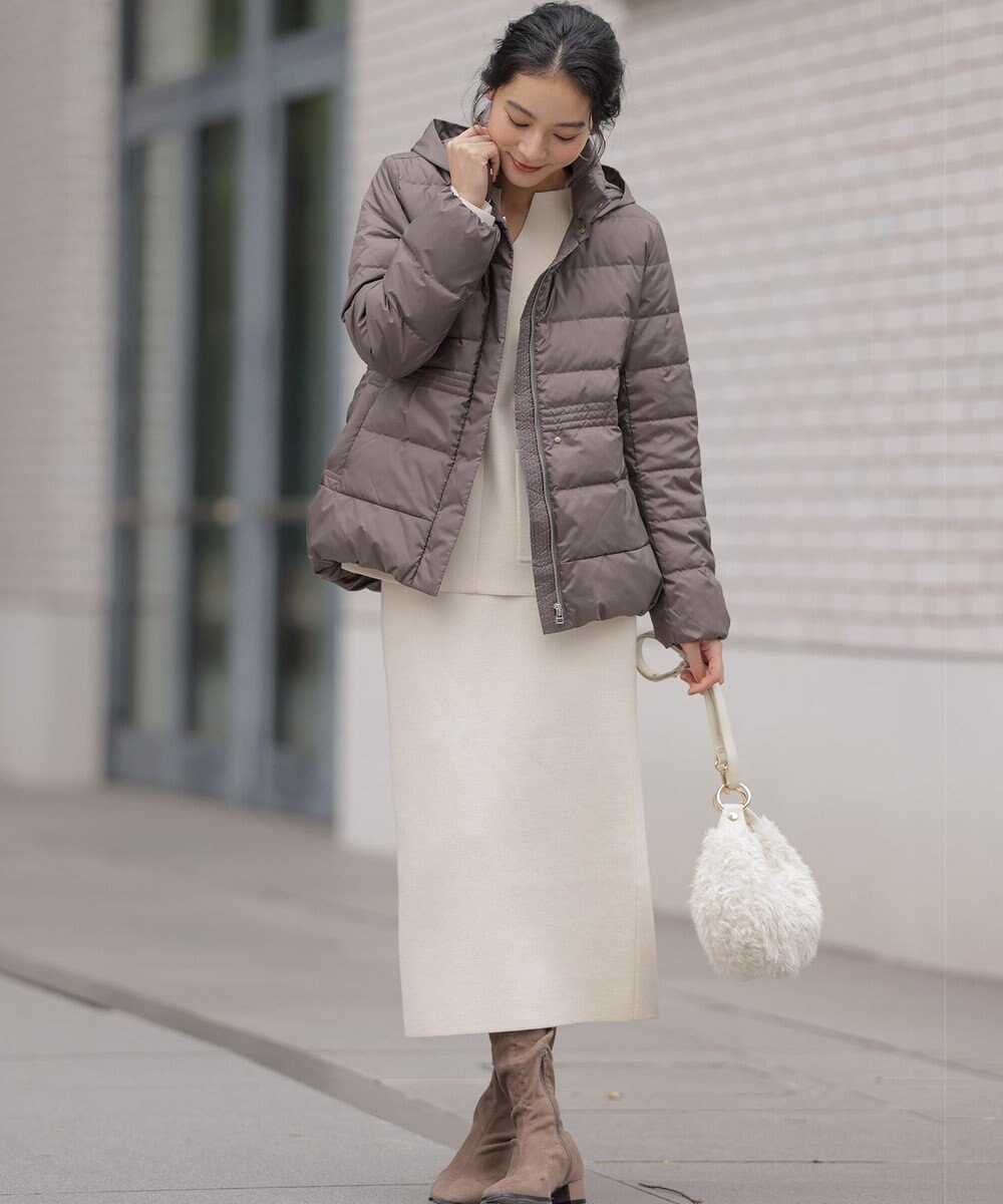 組曲 S ライトタフタショート ダウン 