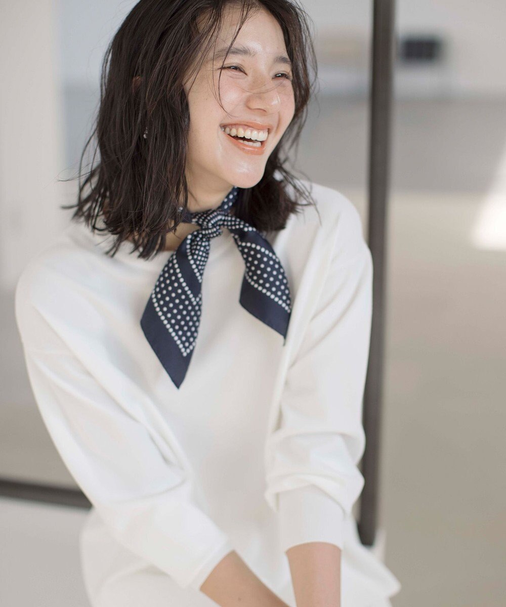 組曲 スクエアシルクスカーフ 