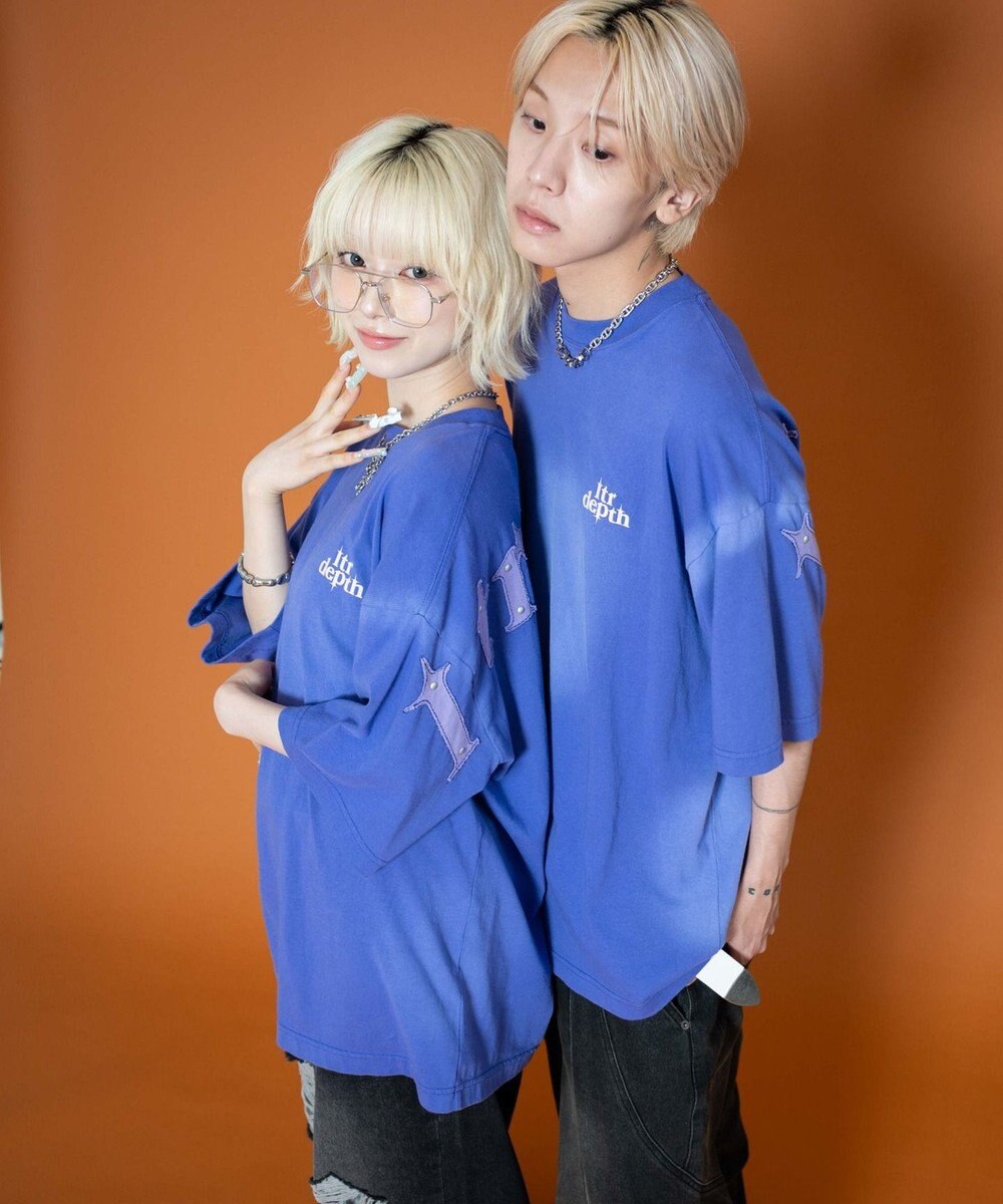 WEGO 【ユニセックス着用ITEM】バックスタッズグラフィックT（SS） 