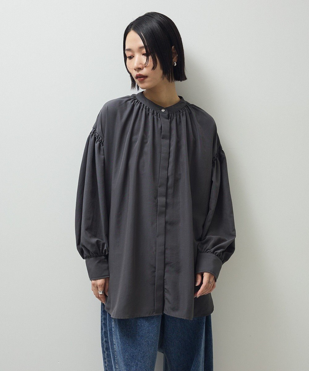 Green Parks ｅａｓｅ　ｂｌｕｅ．バックシャーリングブラウス 