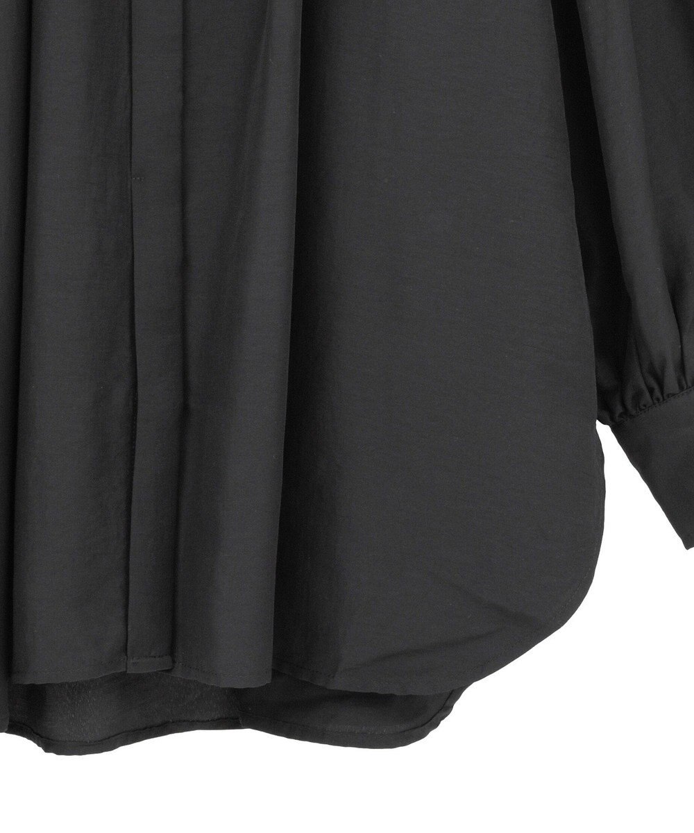 Green Parks ｅａｓｅ　ｂｌｕｅ．バックシャーリングブラウス 