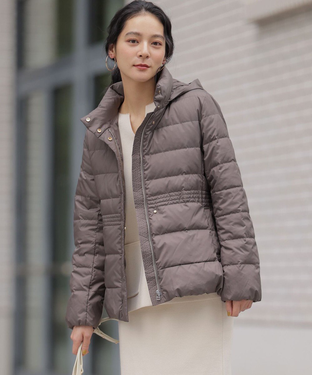 組曲 S ライトタフタショート ダウン 