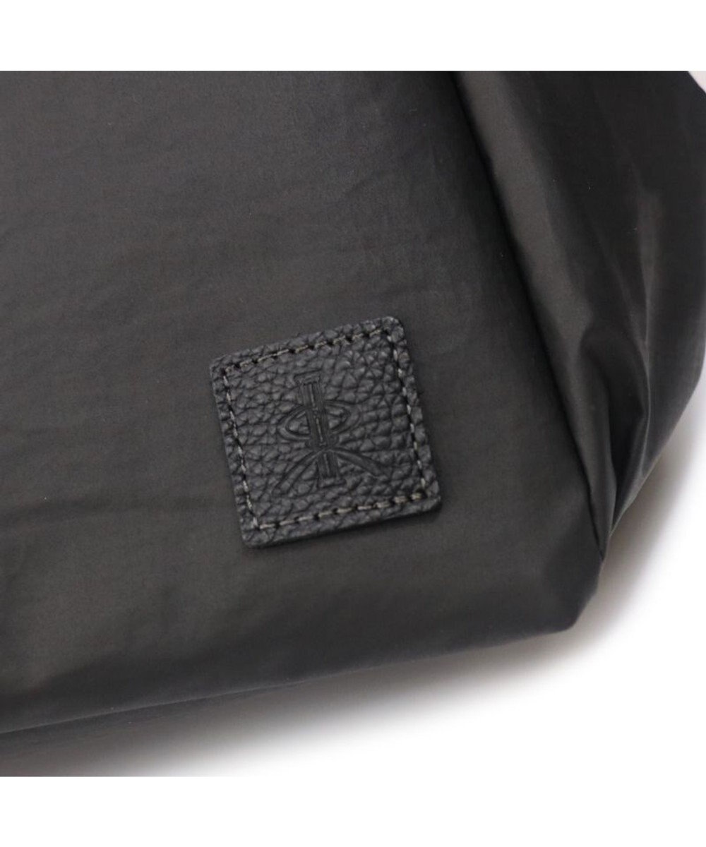 Regalo Felice 【水や汚れを気にせず使える / 大容量】ショルダー付きトート / REGALO 