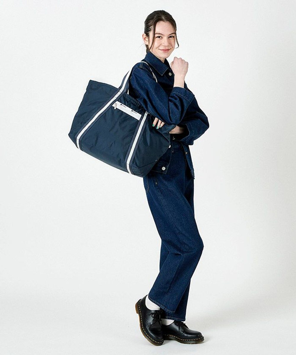 LeSportsac E/W EVERYDAY TOTE/スペクテイターディープブルー 