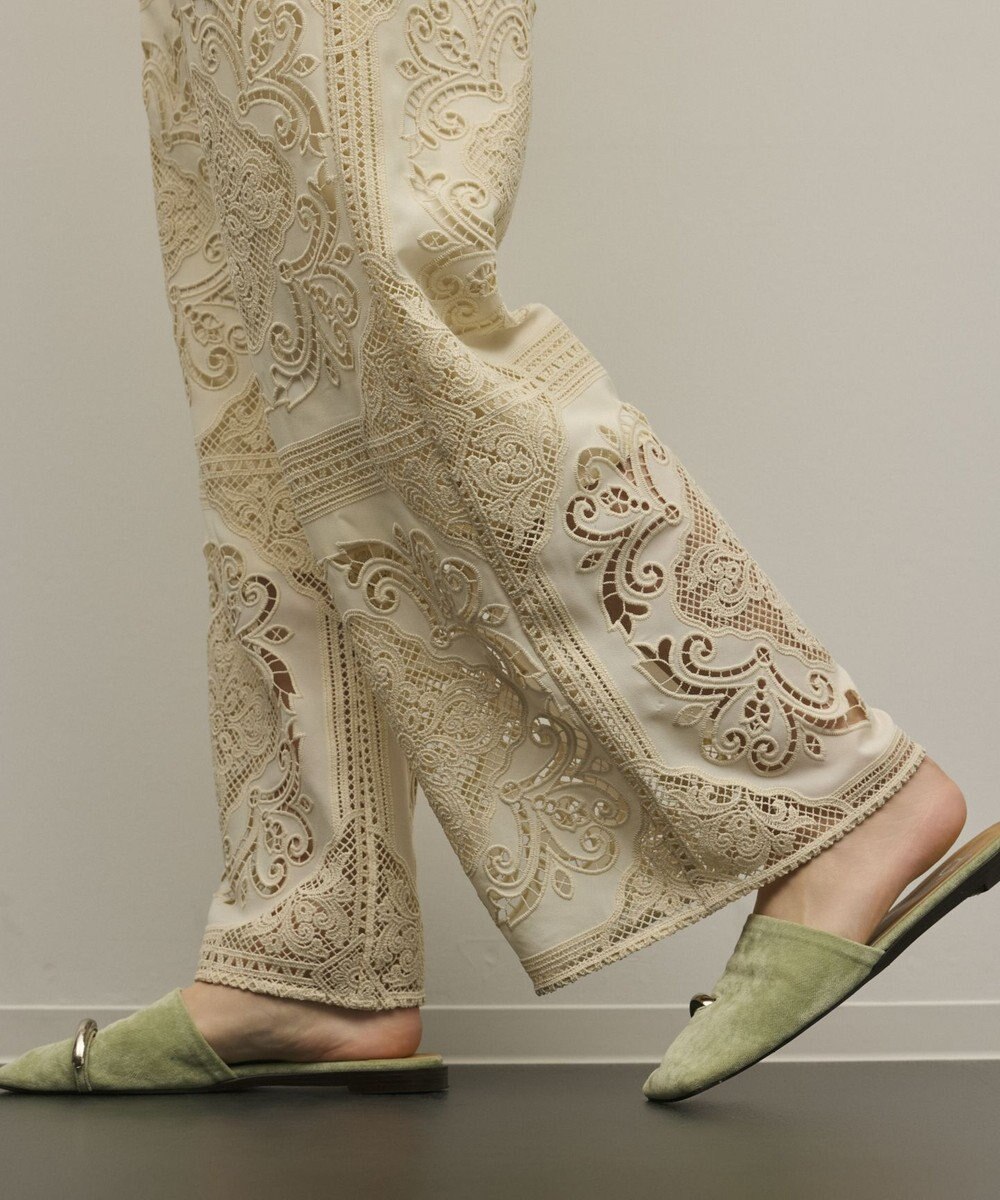 GRACE CONTINENTAL パネル刺繍パンツ 