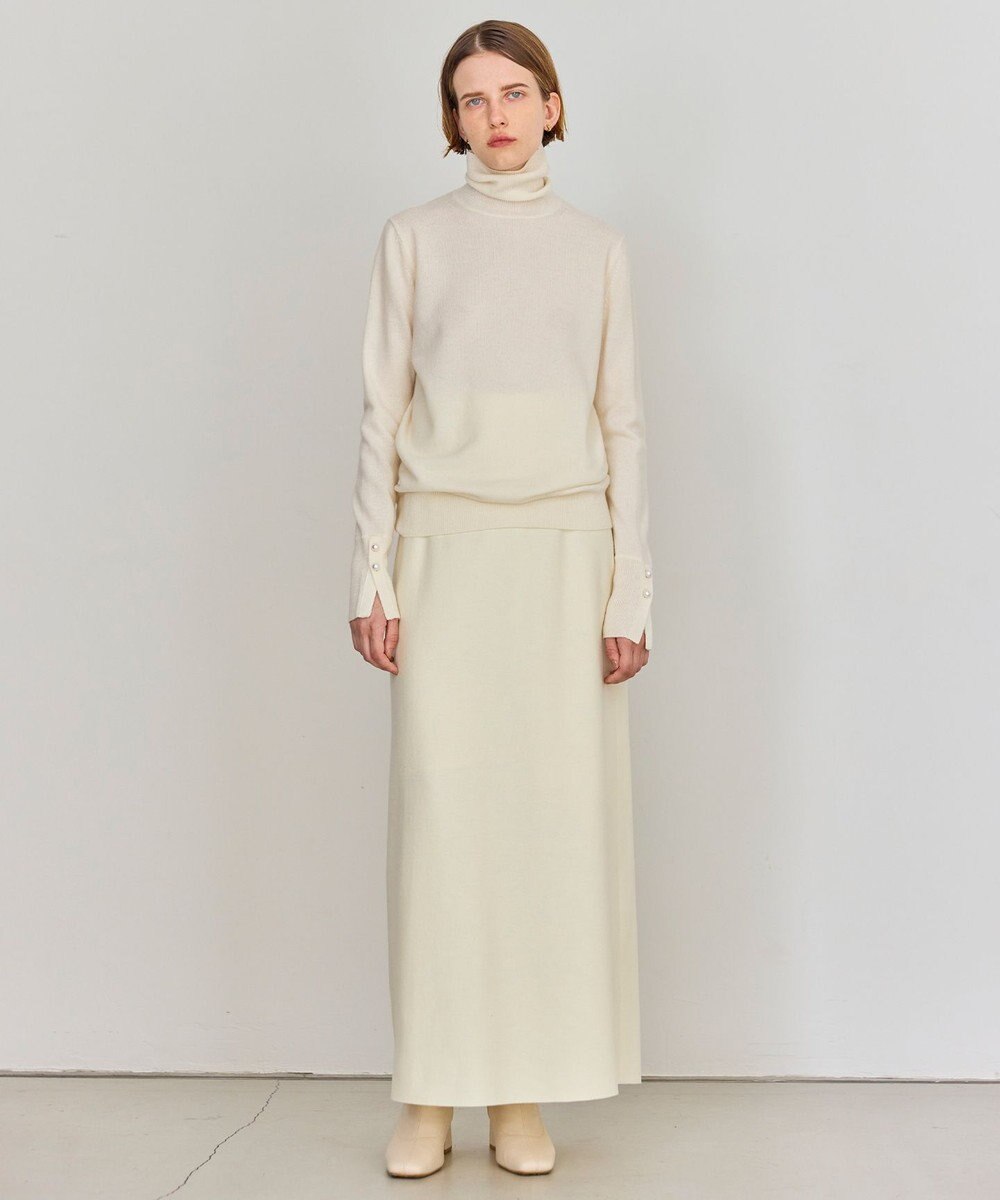 BEIGE， 【WEB限定・洗える】ALSACE / パール釦タートルネックウールニット 