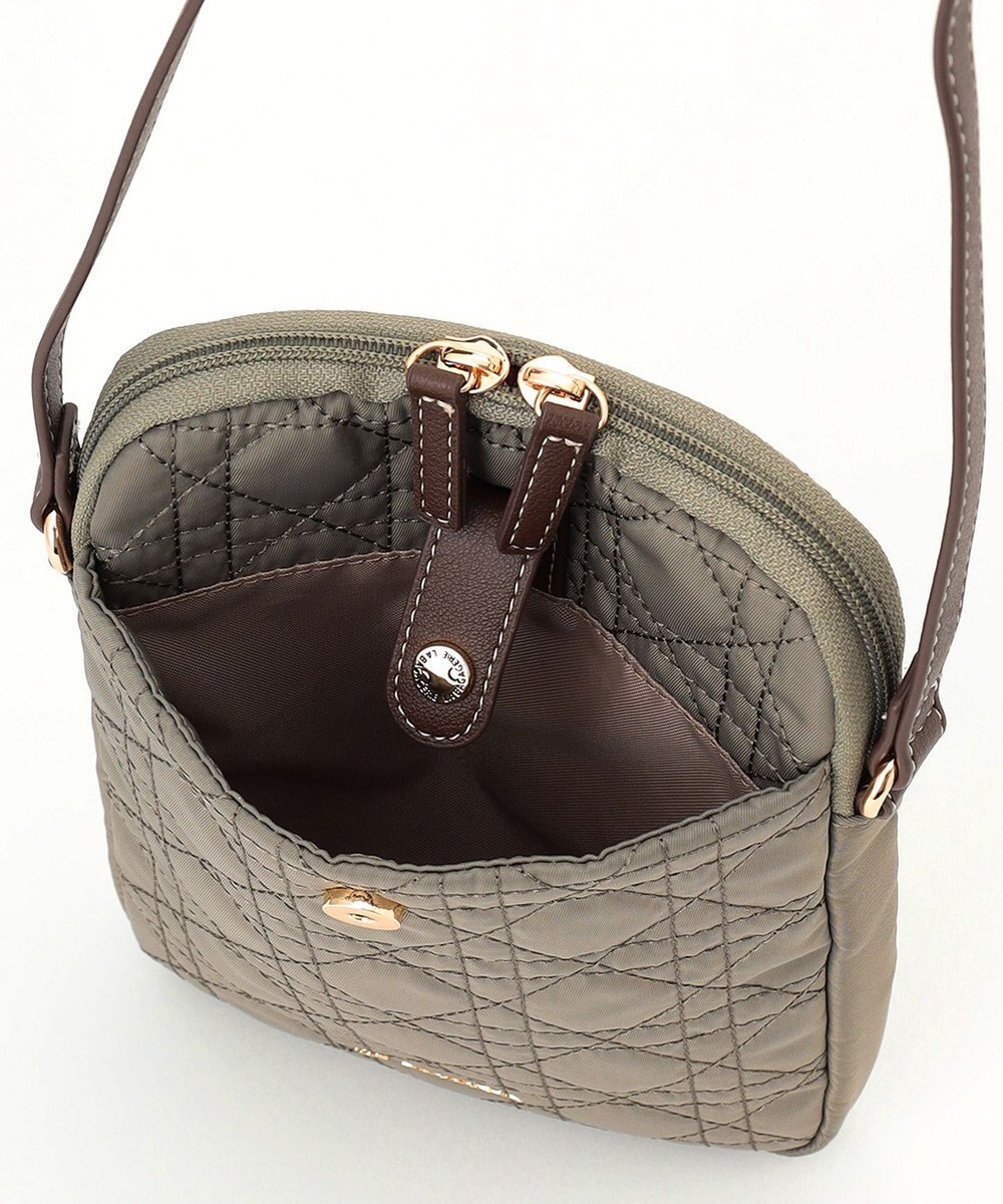 LA BAGAGERIE グリッドキルティングショルダー 