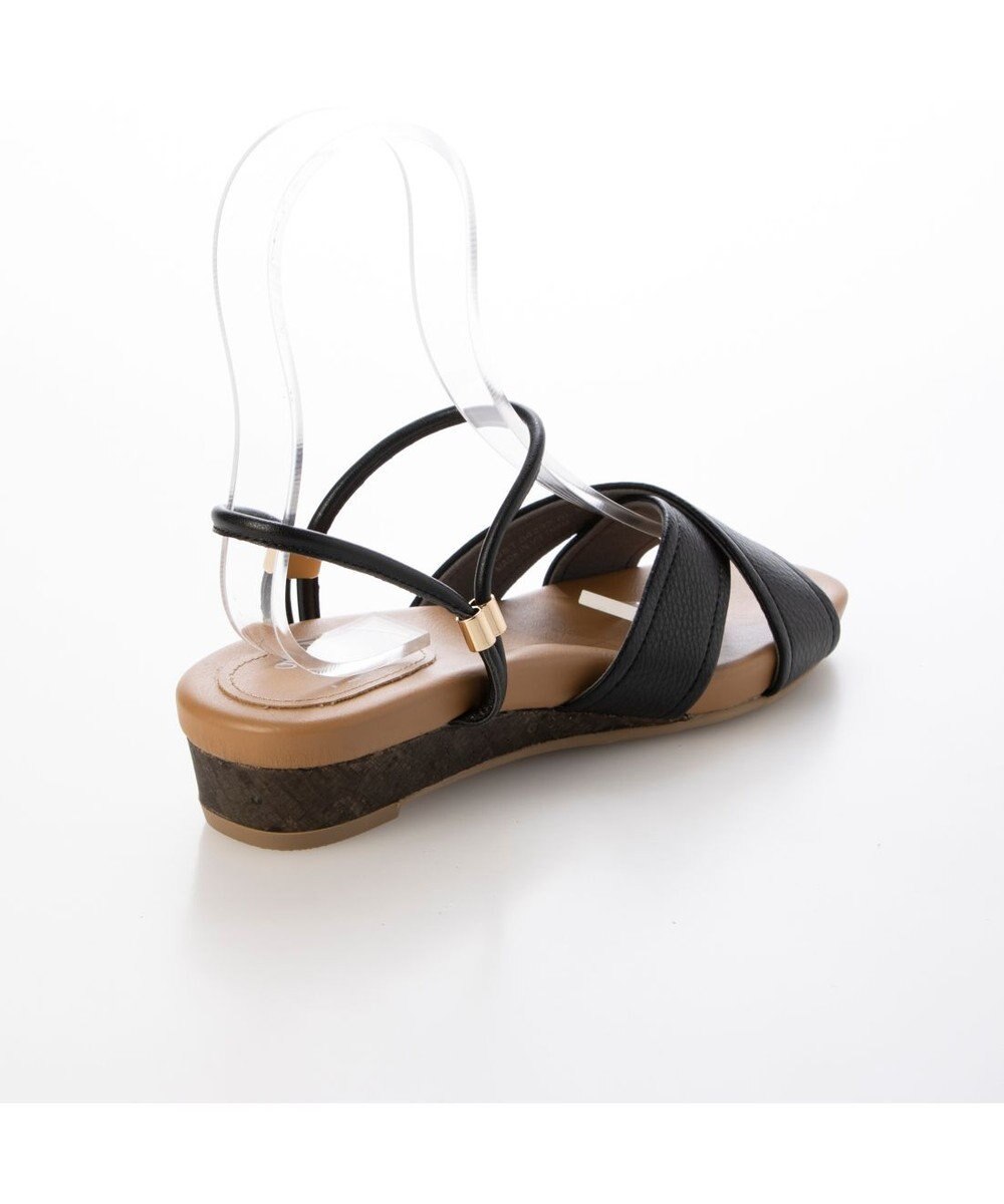 ing <ing>クロスベルトストラップサンダル 