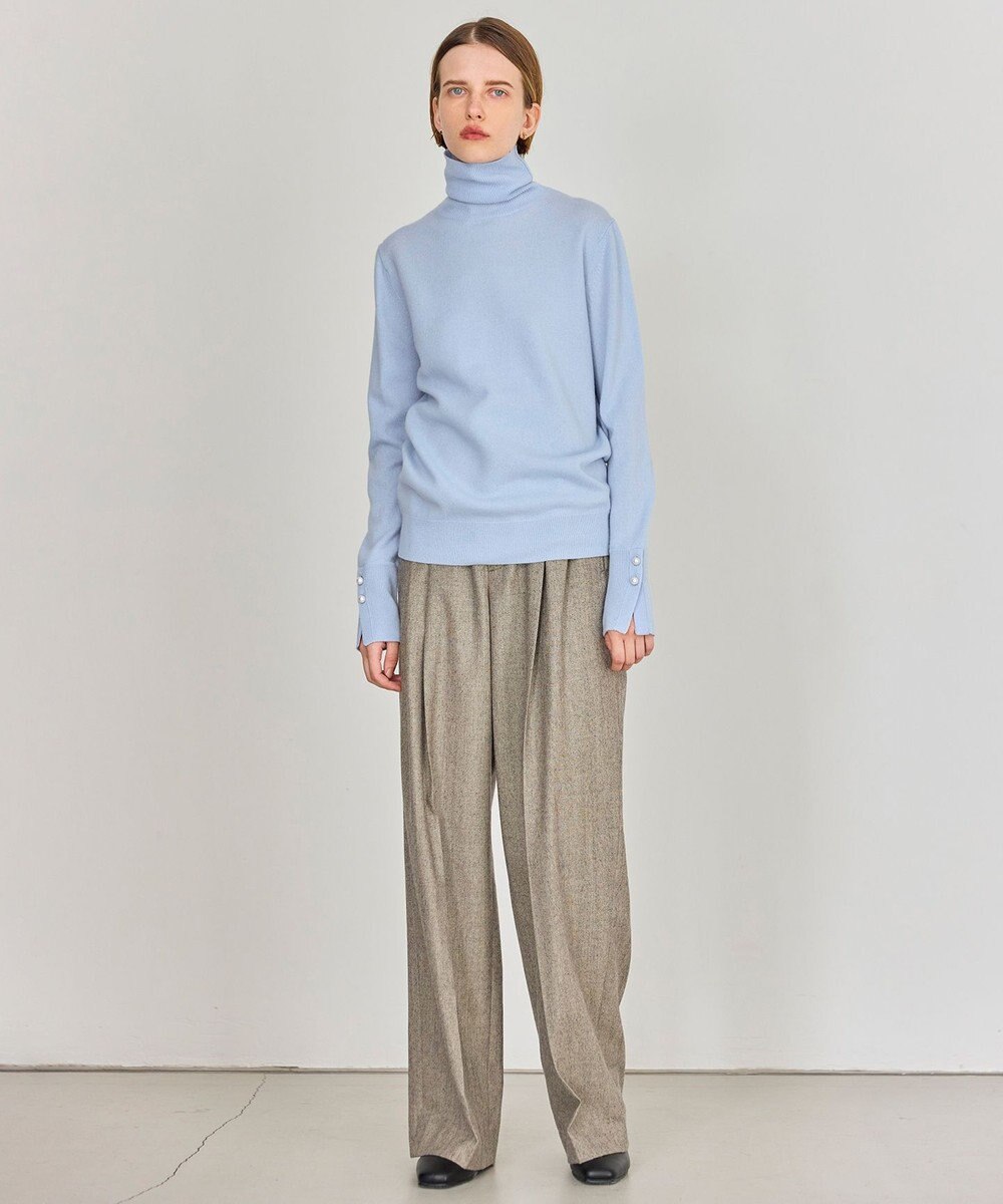 BEIGE， 【WEB限定・洗える】ALSACE / パール釦タートルネックウールニット 