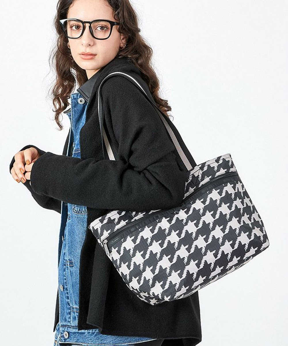 LeSportsac TWO HANDLE ZIP TOTE/ブラック/ベージュハウンズトゥース ブラック/ベージュハウンズトゥース