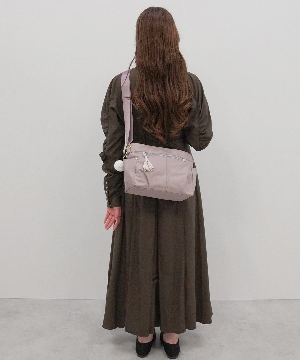 ACE BAGS & LUGGAGE kanana project collection タッセル-e ショルダーバッグ 横 68872 